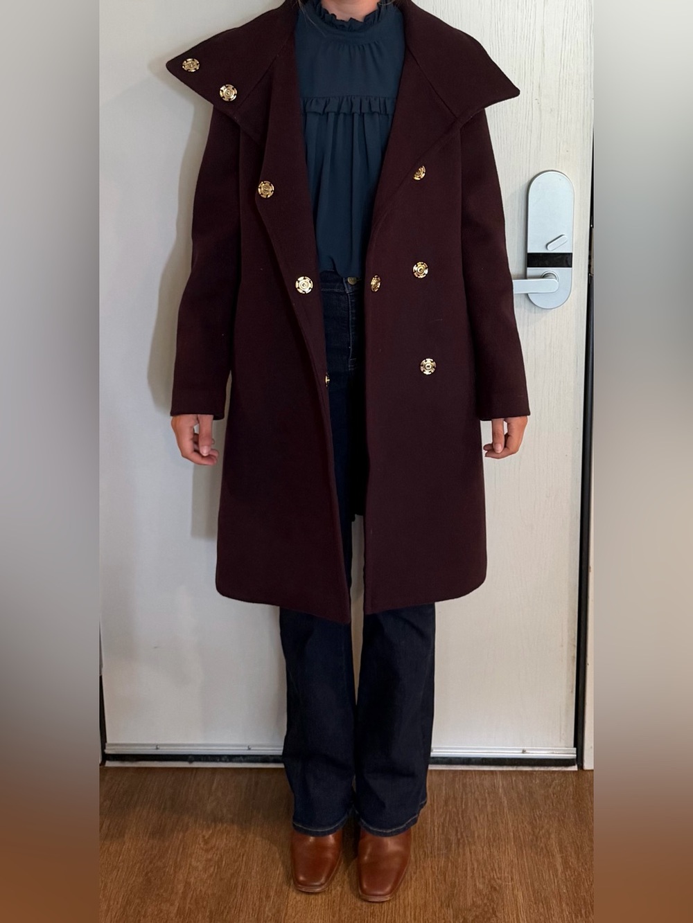 Ann Taylor Plum Snap Funnel Neck Wool Coat XS, Excellent condition